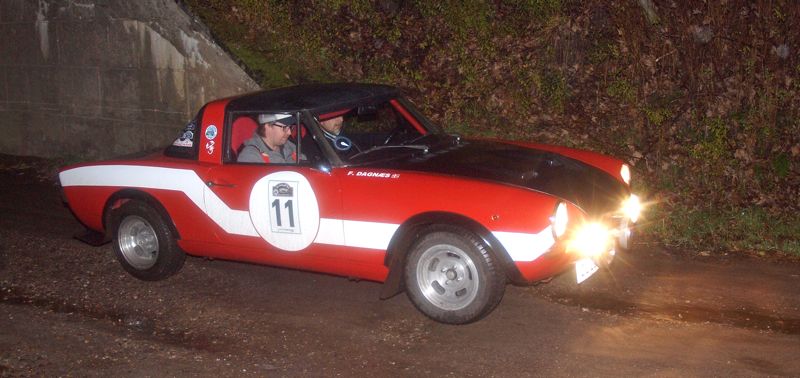 Tonni Hermansen, Egå og Frederik Dagnæs-Hansen, Tjæreborg er også med i Dahl Biler – Vestjylland Classic i deres flotte Fiat 124 Spider fra 1973.